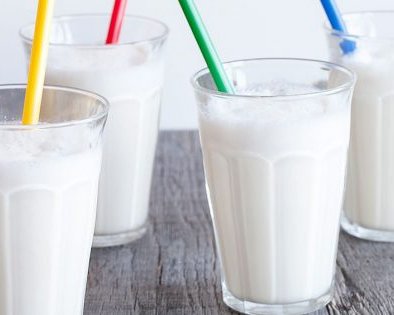 10 рецептов вкусных молочных коктейлей