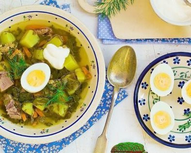 10 вкусных щавелевых супов с приятной кислинкой