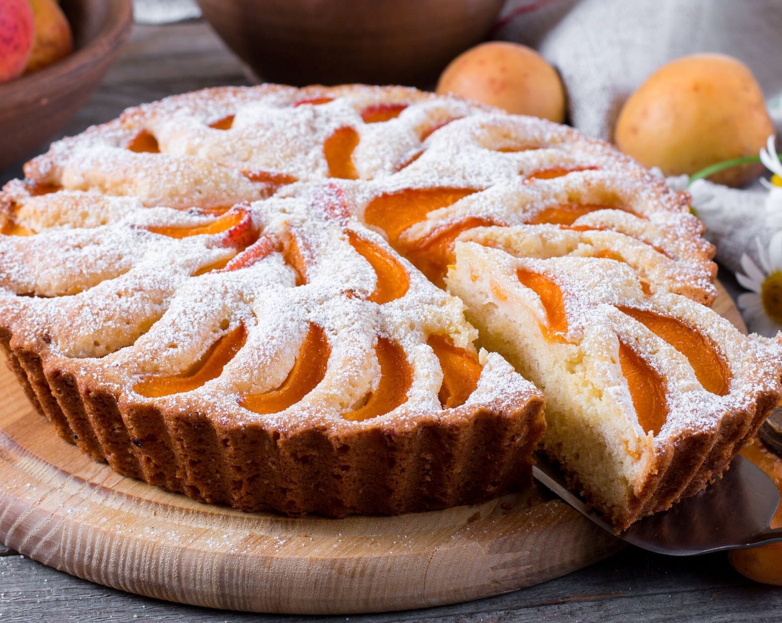 Что приготовить из абрикосов: рецепты пирогов, сырников и даже горячего