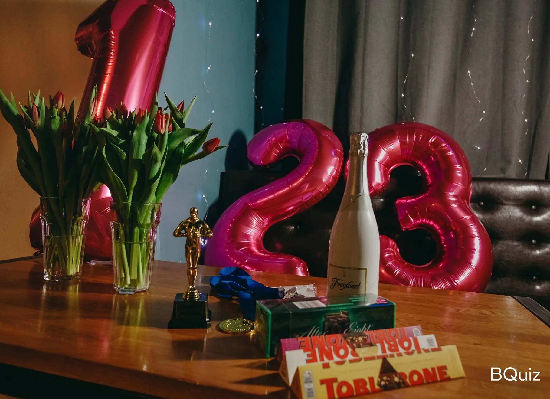 Куда выгодно вложить деньги, даже если их совсем немного